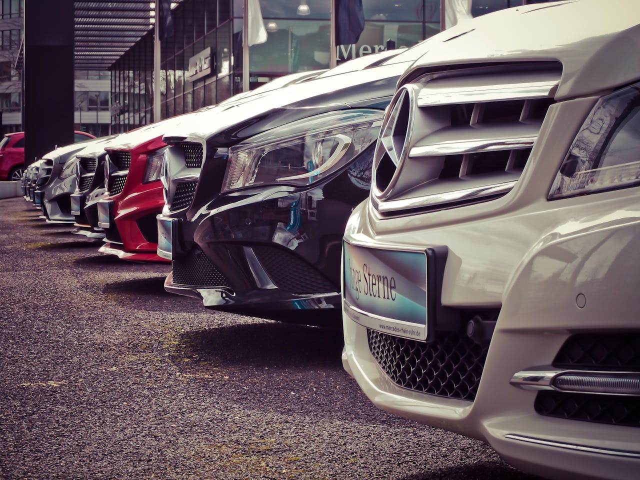 New vs. Used Car Finance Loans: Which is the Better Option?